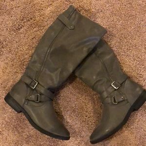 Gray boots